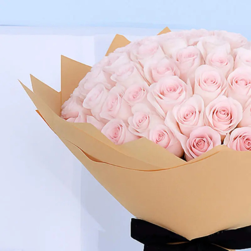 Romantic Light Pink Roses Bouquet