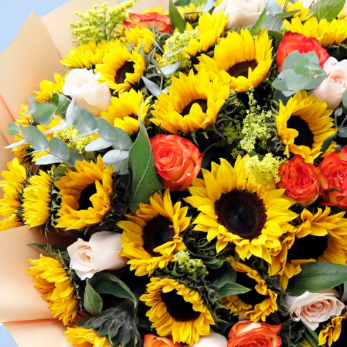 Golden Bliss Luxury Floral Arrangement