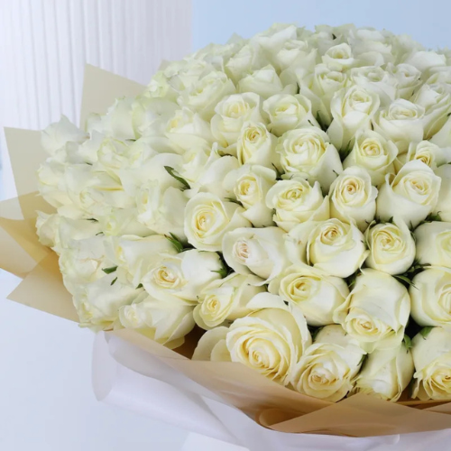 100 White Rose Flower Bouquet