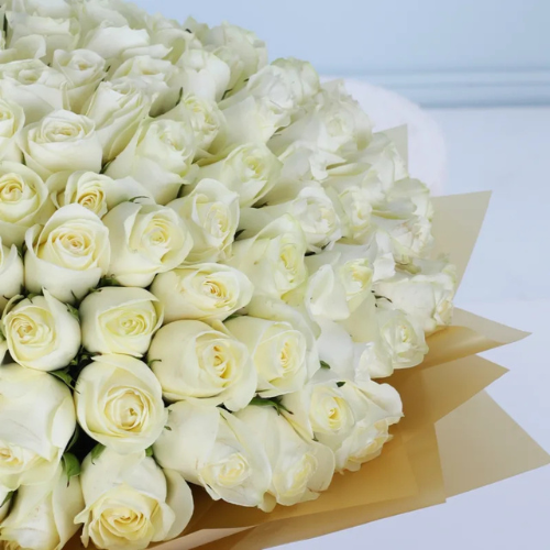 100 White Rose Flower Bouquet