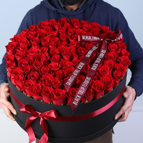 Grand Romance 100 Red Roses Bouquet