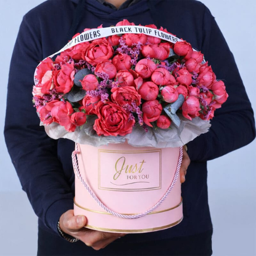 Premium Bombastic Pink Rose Gift Box