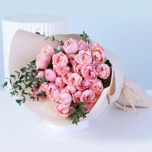 Soft Pink Garden Rose Floral Bouquet
