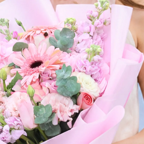 Floral Dream Strawberry Indulgence Gift Box