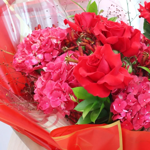 Blush Hydrangea Strawberry Cake Gift