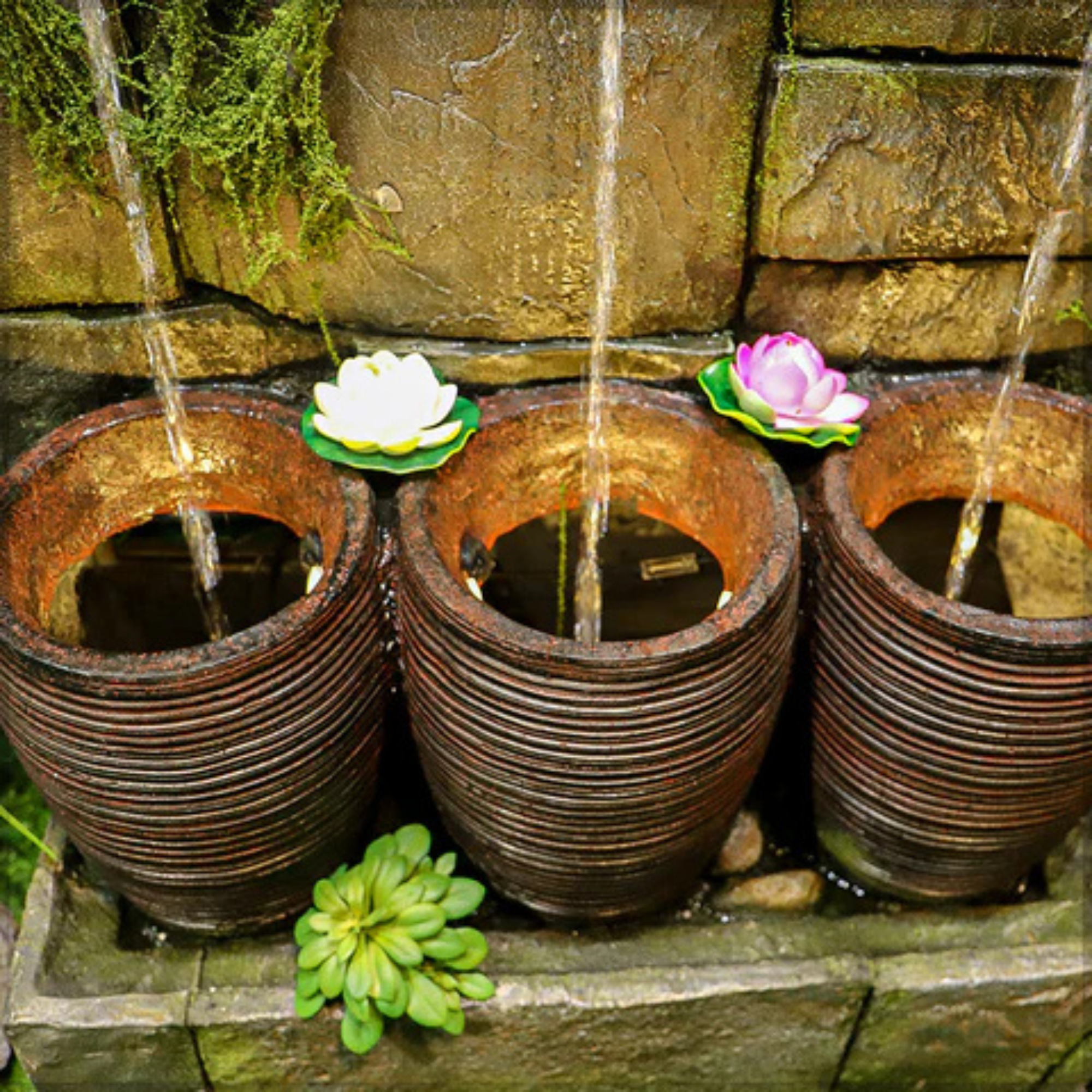1 Piece Decorative Pots Wall Fountain (Only Fountain)